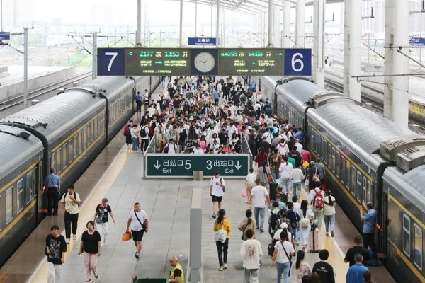 2024年香港今晚开奖号码|探索未来教育新趋势_SR.6.647